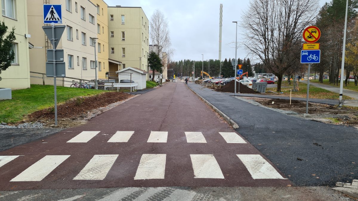 Aroniitunkujan pyöräkatu
